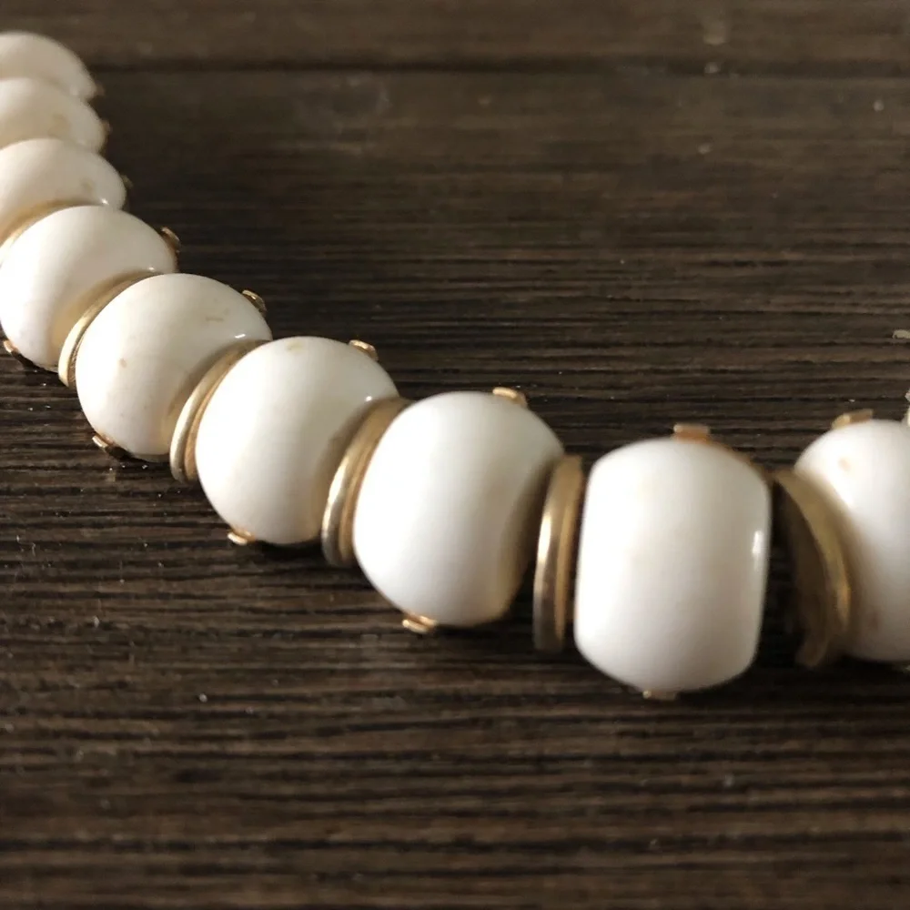 Vintage gold & white linked bracelet
